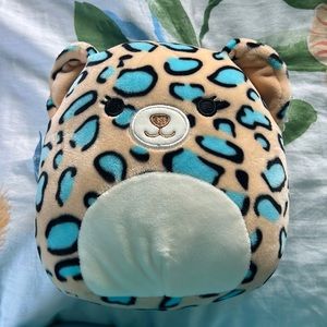 Squishmallow baby “Emanga”